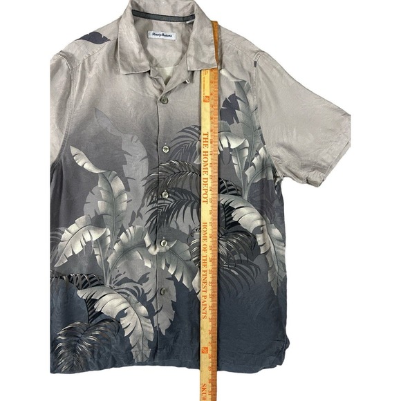 Tommy Bahama Men‎ Short Sleeve Button Up Floral Hawaiian Shirt Sz M - Picture 2 of 7
